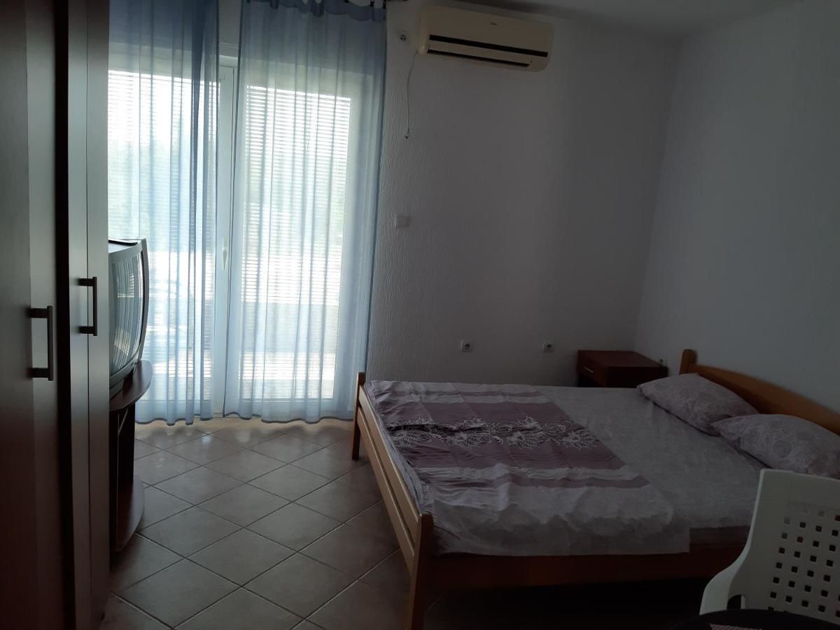 Проживание в семье Guest house Dijana Сутоморе-13