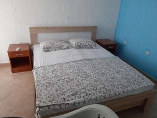 Проживание в семье Guest house Dijana Сутоморе Апартаменты с балконом-3